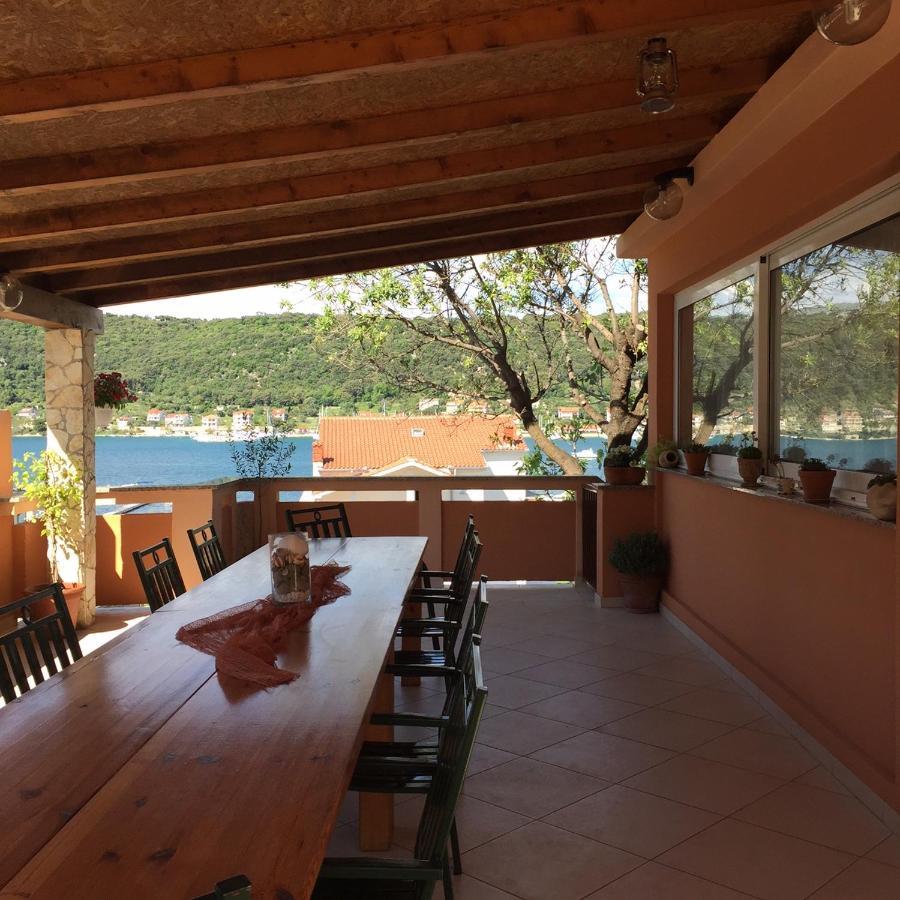 Guesthouse Tariba Supetarska Draga Eksteriør billede