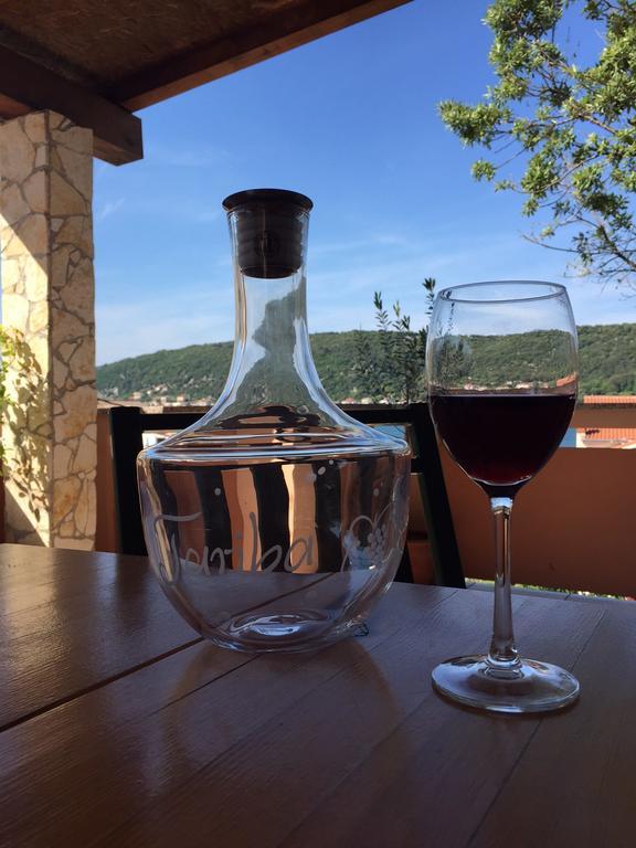Guesthouse Tariba Supetarska Draga Eksteriør billede